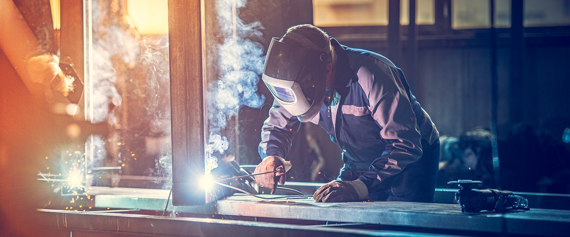 Industrie- und Produktionsanlagen